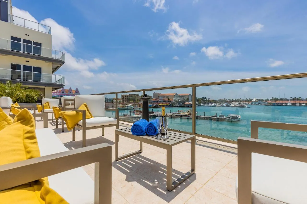 Upscale Studio City And Harbor Views Urban Oasis Oranjestad Lejlighed