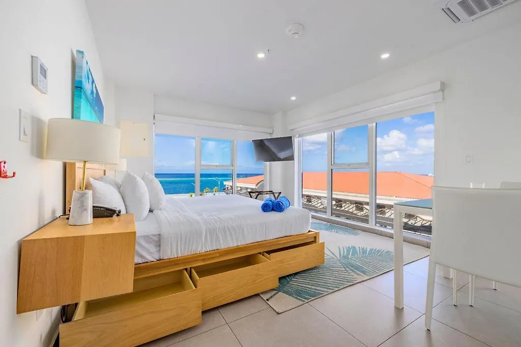 Upscale Studio City And Harbor Views Urban Oasis Oranjestad Aruba